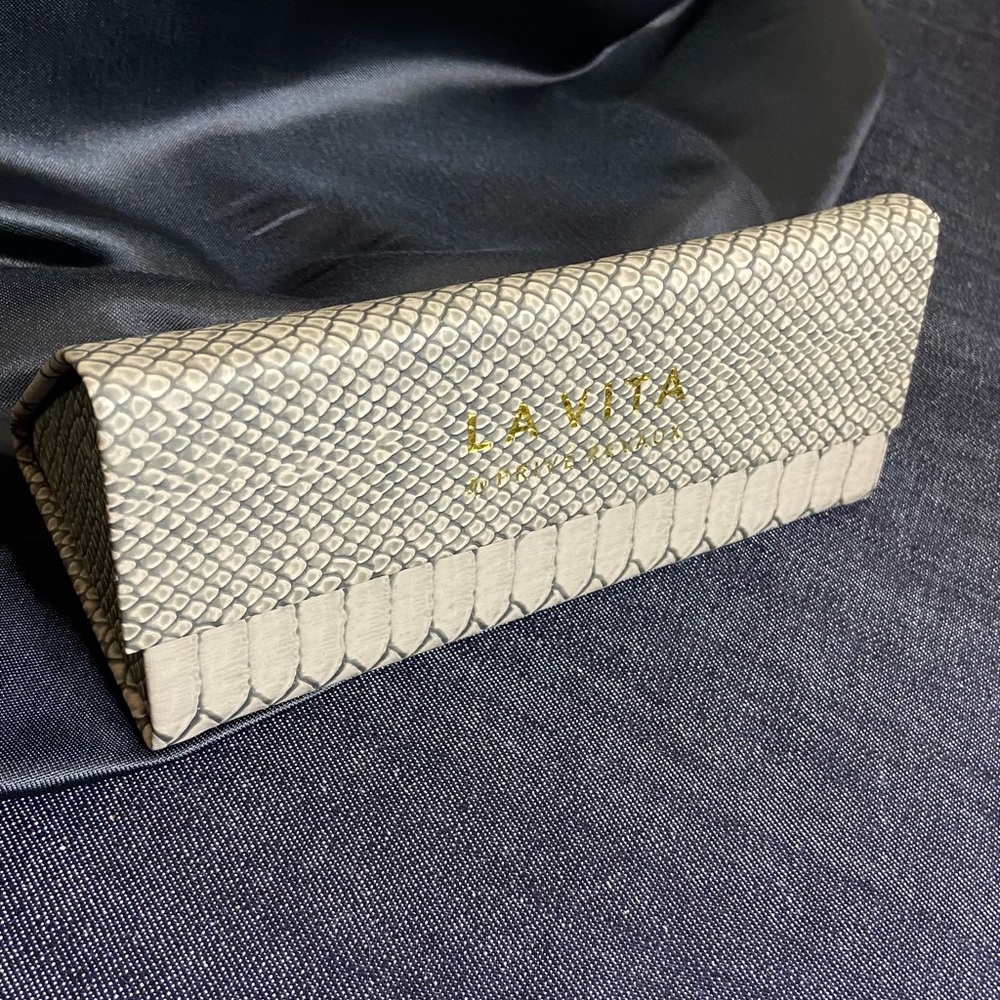 La Vita eyeglass case